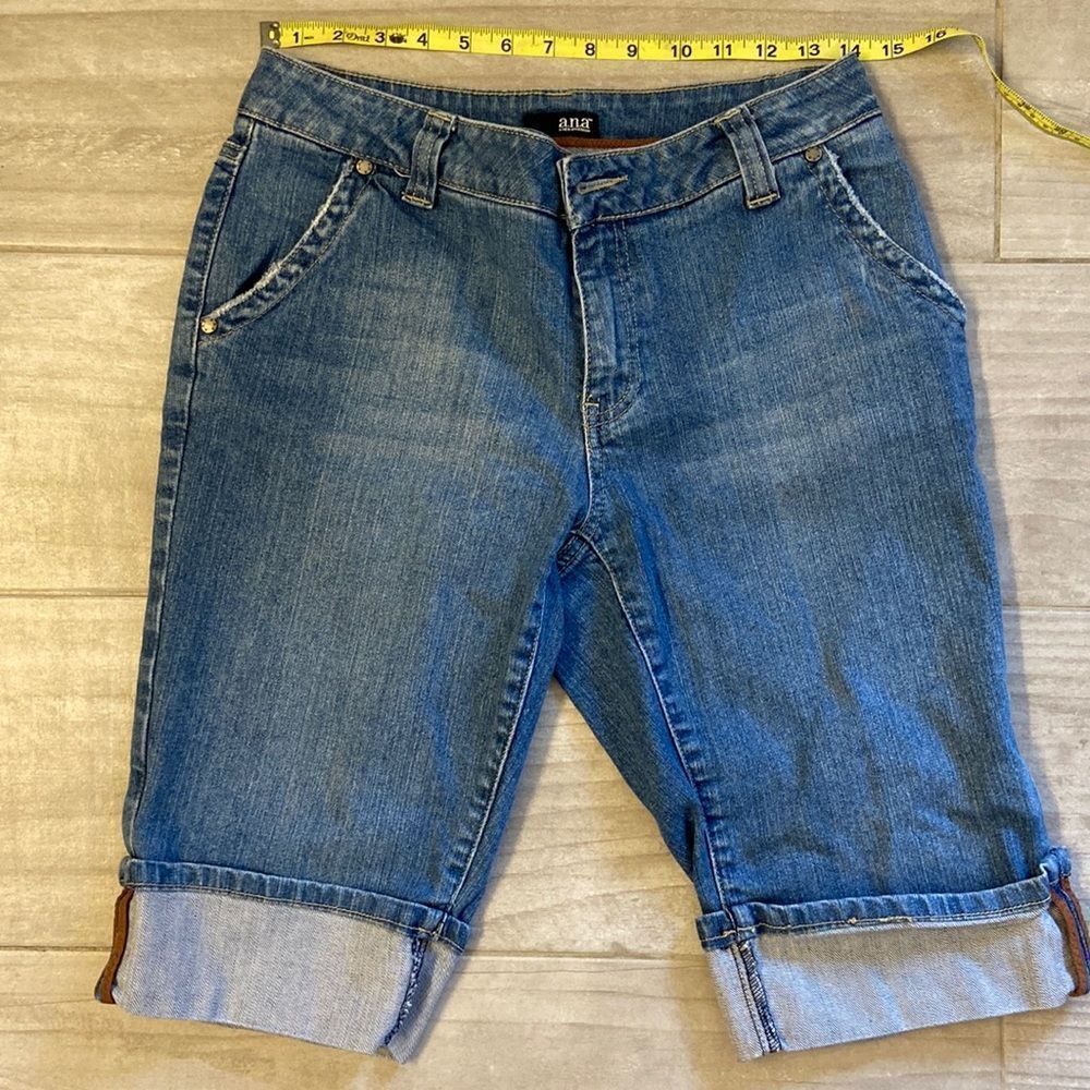 A New Approach a.n.a cropped denim jeans size 8